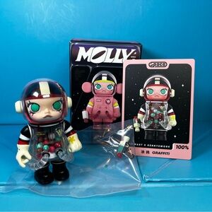 Pop Mart - Mega Space Molly 100% Series 3 - Graffiti Figure